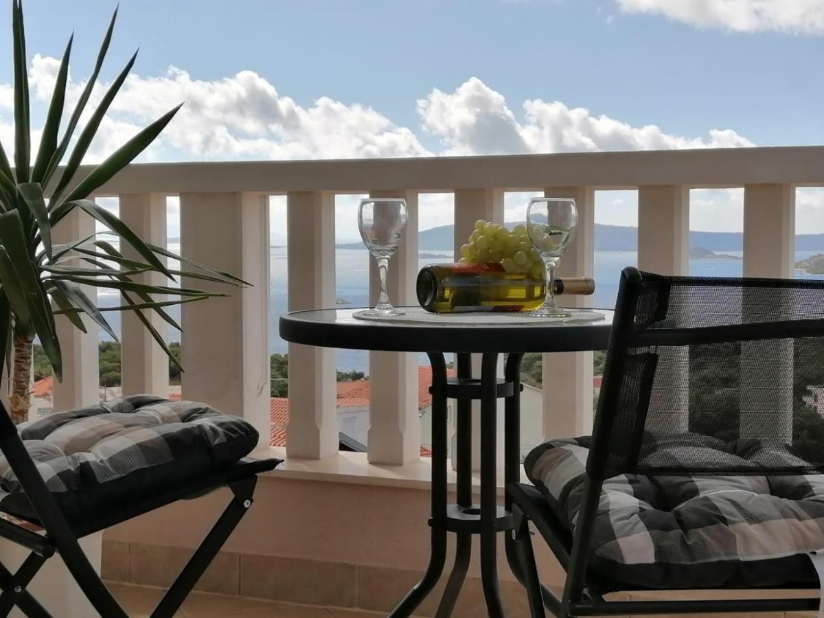 Apartments Blue Lagoon Trogir Luaran gambar