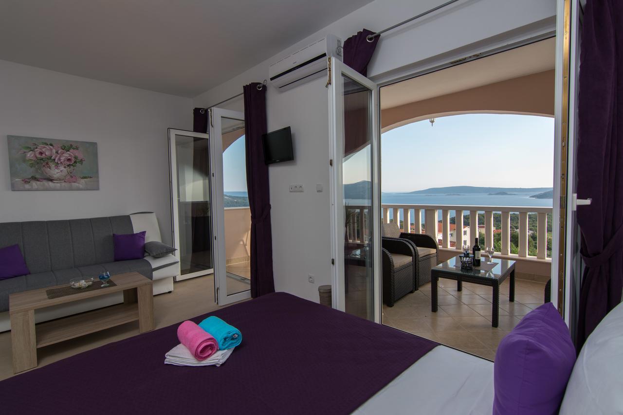 Apartments Blue Lagoon Trogir Luaran gambar